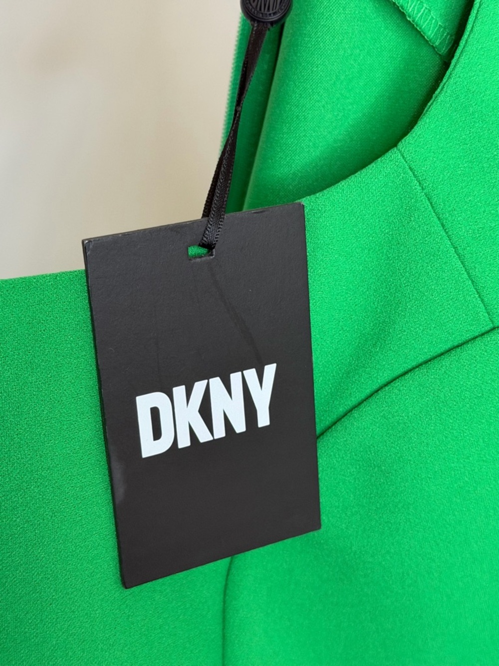 DKNY Green Sheath Dress Size 16 Ruched Short Sleeve Boat Neck NWT - Picture 5 of 6